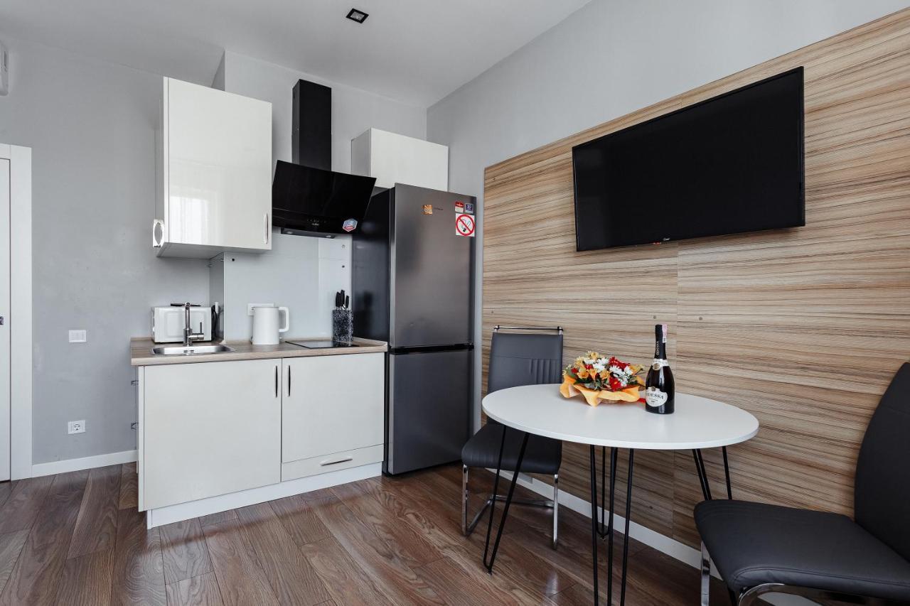 White Apartment In 12 Floor Odessa Esterno foto